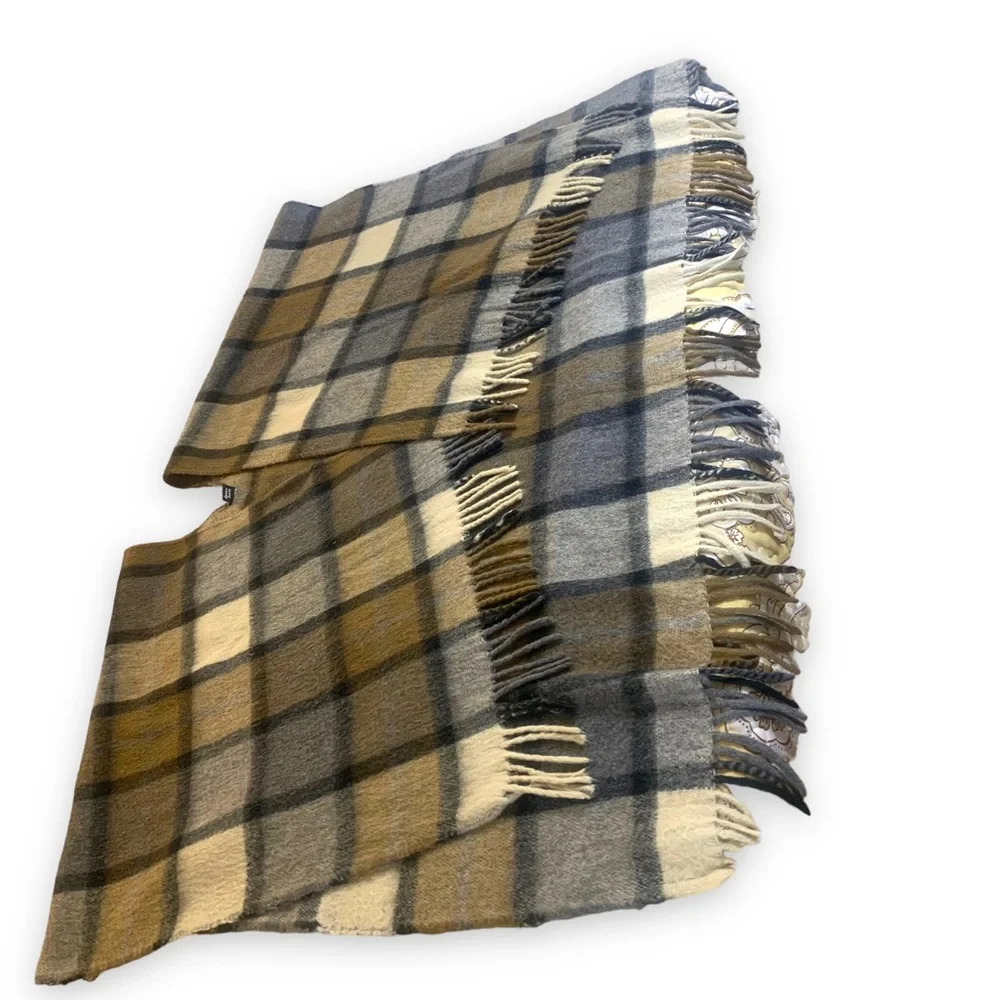 N/A this scarf